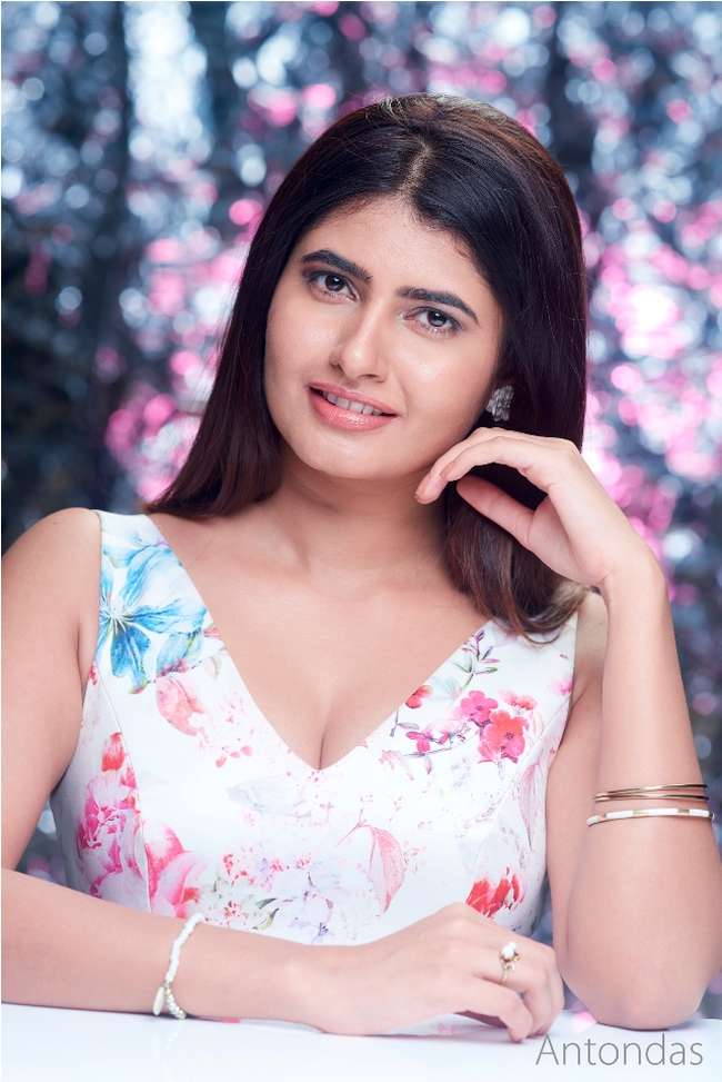 Actress Ashima Narwal Stills
